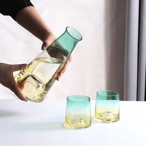 Carafe with 3 glasses Ombré Green and Gold design.